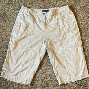 Karen Scott Women's Bermuda Shorts - Beige